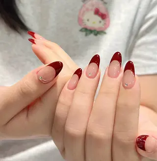 ネイル yurinailsalon所属・萌 モエのネイルデザイン