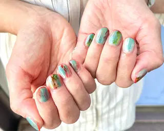 ネイル Salute本店 🦋仲原里佳のネイルデザイン