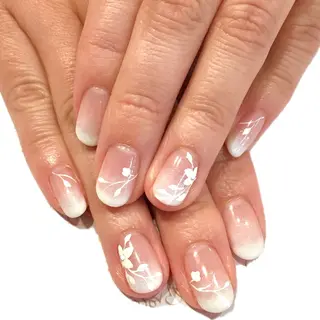 ネイル AURORA eyelash&nail salon アメ村店所属・Aurora Sakiのネイルデザイン