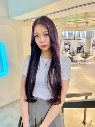 カラー 🎀ボブ+ハイトーン シュカ👶🏻のヘアスタイル