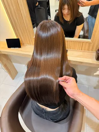 セミロング attrait南堀江所属・絹髪矯正髪質改善 KAISEIのヘアスタイル