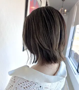 ミディアム 大石 祐那のヘアスタイル