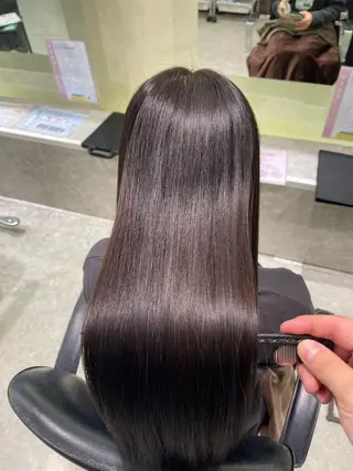 セミロング Lee尼崎所属・Lee尼崎／縮毛矯正 土肥凌輔のヘアスタイル