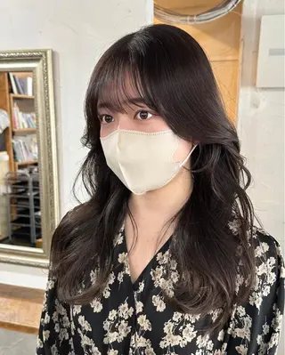 セミロング カラー フリーランス所属・韓国ヘア レイヤー くびれヘアMATSUのヘアスタイル