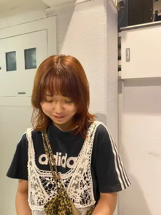 カラー ヒガシ サヨのヘアスタイル