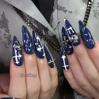 ネイル Dark honey スカルプ専門原宿店のネイルデザイン