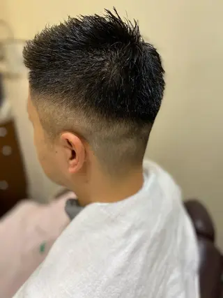 メンズ 銀座マツナガ 八重洲店所属・牧野 優太のヘアスタイル