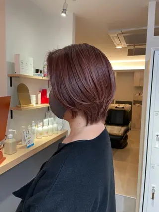 ショート カラー akane .のヘアスタイル