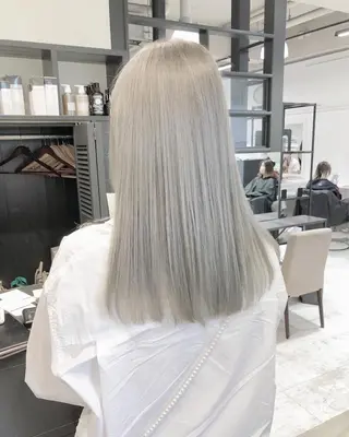 ロング カラー mimiiy梅田 中崎町ハイトーンのヘアスタイル