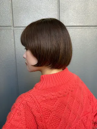 ショート ウシロダ メグミのヘアスタイル