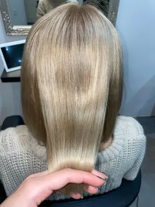 ショート カラー 小倉 愛里のヘアスタイル