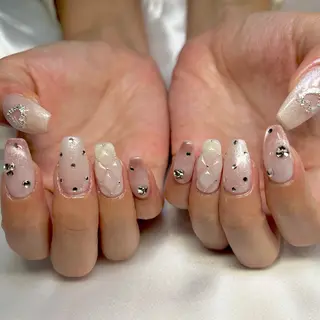 ネイル . 未來のネイルデザイン