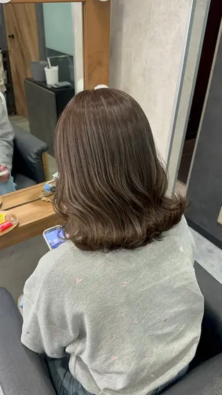 ミディアム MOURI CHISATOのヘアスタイル