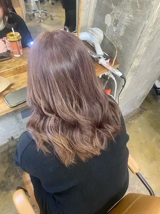 セミロング カラー ブリーチカラーと、髪 質改善。HARUKAのヘアスタイル