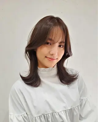 ミディアム カラー フリーランス所属・韓国ヘア レイヤー くびれヘアMATSUのヘアスタイル