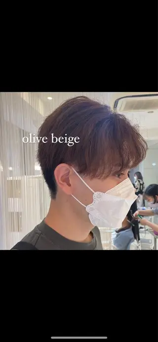 カラー メンズ BiBi 藪 菜月のヘアスタイル