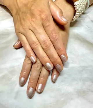 ネイル Tanemoto所属・Ueda Rieのネイルデザイン