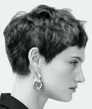 ショート 暖色カラー 🌼クニトウメイのヘアスタイル