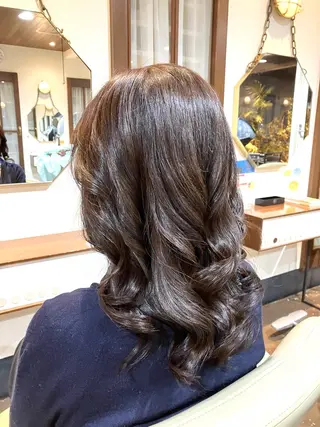 ロング カラー パーマ 髪質改善 pulirのヘアスタイル