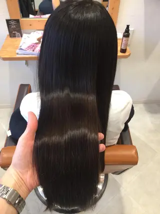 ロング ツヤ髪専門美容師 桑原 和誠のヘアスタイル