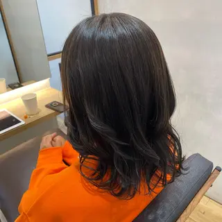 ミディアム カラー ついざき はるかのヘアスタイル