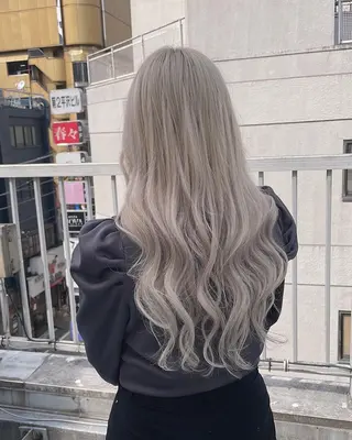 ロング カラー カラー&プルエクステ 大人気!!のヘアスタイル