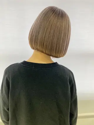 ショート カラー 新井 広之のヘアスタイル