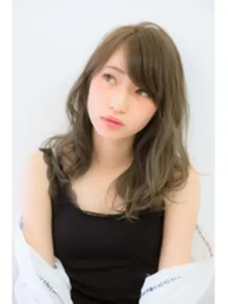 セミロング パーマ 鶴田 連のヘアスタイル