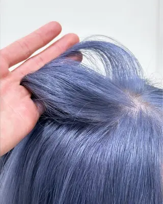 ロング カラー ヘアアレンジ 艶カラー/ハイトーン /レイヤーカットのヘアスタイル