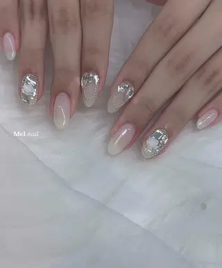 ネイル Mel所属・𝐌𝐞𝐥 𝐧𝐚𝐢𝐥のネイルデザイン