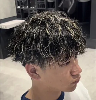 ショート カラー メンズ メンズパーマ特化💈 髙木颯太💈のヘアスタイル