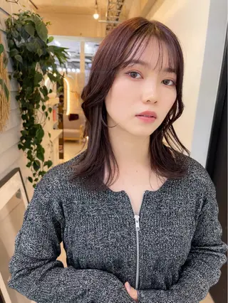 ミディアム カラー AiM 大名　似合わせカットのヘアスタイル