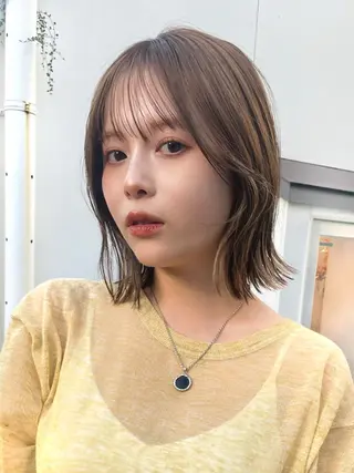 ミディアム カラー 結べるレイヤーボブ くびれLady表参道のヘアスタイル