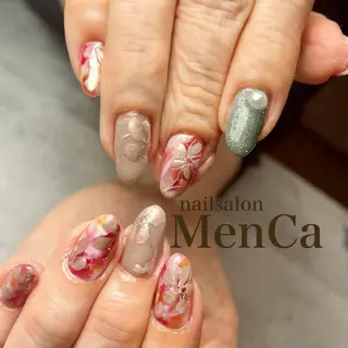 ネイル 江崎 景子のネイルデザイン