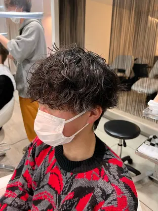 ミディアム パーマ 柳澤 和也のヘアスタイル