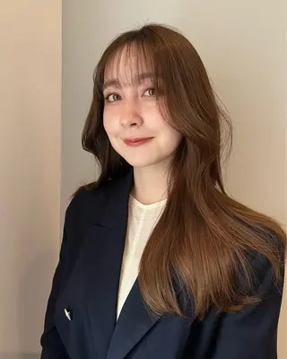 ロング カラー 韓国JUNOヘア narumi‎🤍のヘアスタイル