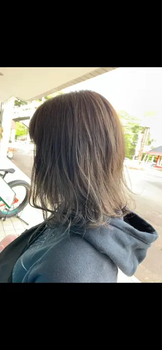 ミディアム カラー ヘアアレンジ GO TODAY シェアサロン 名古屋パルコ所属・仲地 大地のヘアスタイル