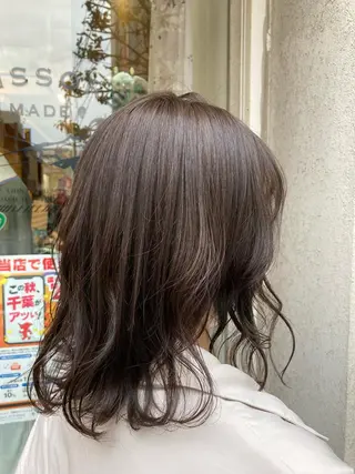 ミディアム CoCooN Hiromiのヘアスタイル