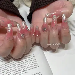 ネイル BONNIE所属・BONNIE MIKIのネイルデザイン