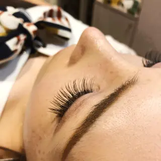 マツエク・マツパ RALUA名駅前 小島の眉毛・アイブロウイメージ