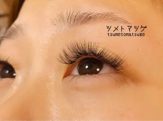 ミディアム マツエク・マツパ ツメトマツゲ .のネイルデザイン