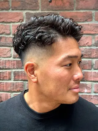 ショート パーマ ヒロ銀座八重洲日本橋店所属・吉田 一希のヘアスタイル