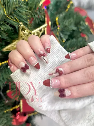 ネイル TIDY M&Mのネイルデザイン