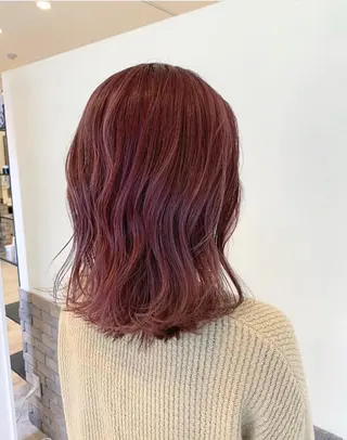 カラー 山本 鮎里のマツエク・マツパデザイン