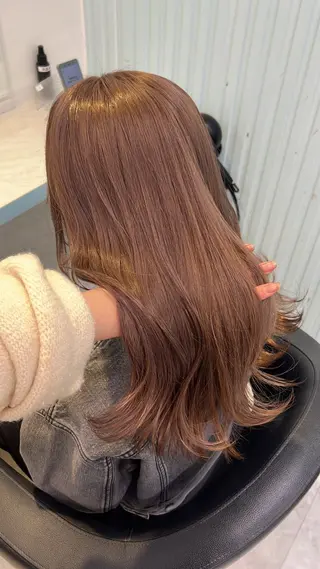 セミロング カラー 🥞ベージュ系カラー 【すずきりほ】🥞のヘアスタイル