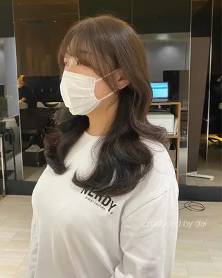 ロング カラー レイヤー/顔周り /透明感🩶高橋大のヘアスタイル