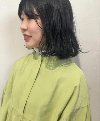 ミディアム レイヤーカット/ 透明感カラーmikuのヘアスタイル