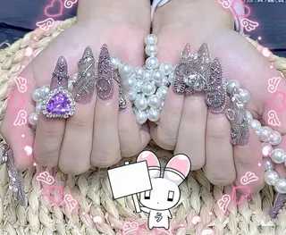 ネイル リボン、ガーリー パーツ放題専門店のネイルデザイン