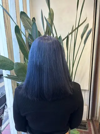 セミロング ブリーチ予約率90% 以上✨森山陽向のヘアスタイル