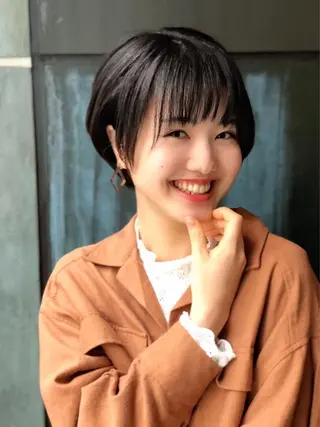 ショート カラー ヘアアレンジ 能登谷 きよのヘアスタイル